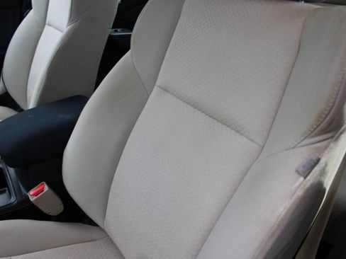 Used 2015 Honda CR-V LX image 16