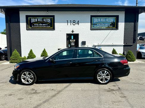 Used 2014 Mercedes-Benz E 250 BlueTEC Sedan image 2