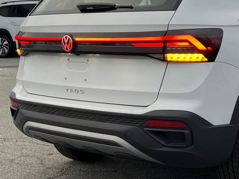 New 2026 Volkswagen Taos S image 5
