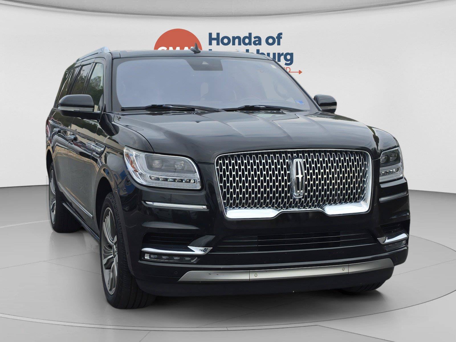 Used 2019 Lincoln Navigator L Reserve AWD/4WD image 7