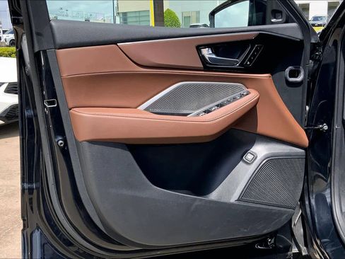 Used 2023 Acura MDX SH-AWD w/ Technology Package image 21