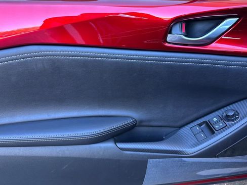 New 2025 MAZDA MX-5 Miata Grand Touring w/ Appearance Package RWD image 12
