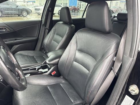 Used 2017 Honda Accord Sport Special Edition image 14