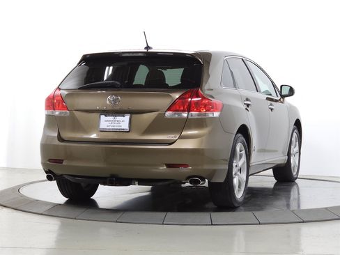 Used 2009 Toyota Venza AWD image 9