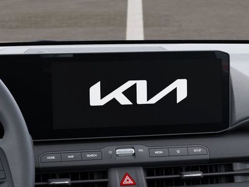New 2026 Kia K4 FWD image 20
