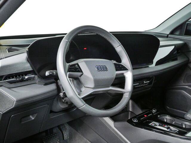 Used 2025 Audi Q6 e-tron Premium Plus AWD/4WD image 4