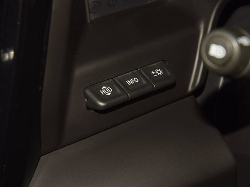 Used 2023 GMC Sierra 1500 AT4 w/ AT4 Premium Package AWD/4WD image 35