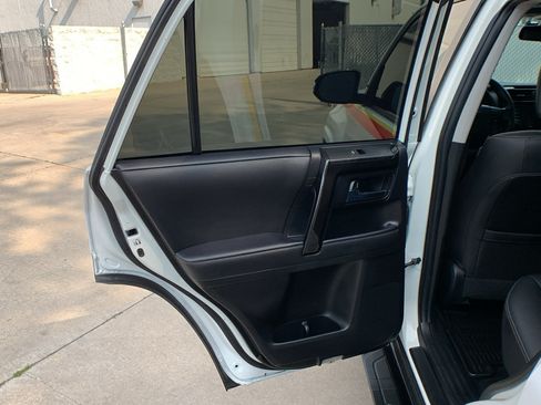 Used 2023 Toyota 4Runner 40th Anniversary SE AWD/4WD image 24