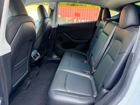 Used 2023 Tesla Model Y Long Range AWD/4WD image 16