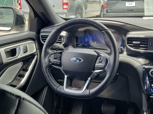 Used 2022 Ford Explorer ST w/ Equipment Group 401A AWD/4WD image 15