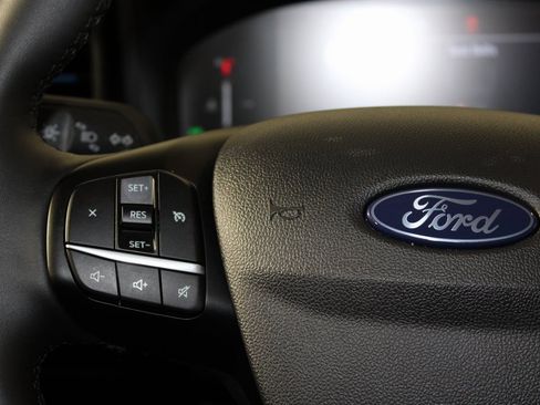 Certified 2025 Ford Maverick XLT w/ XLT Luxury Package image 16