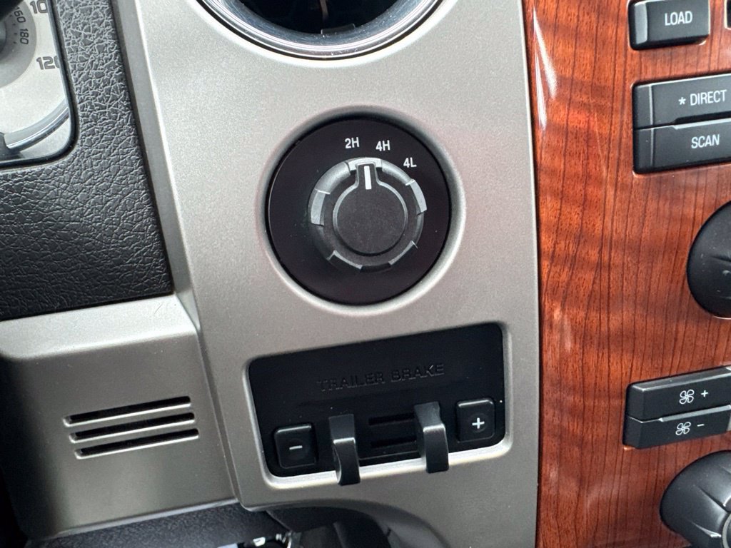 Used 2010 Ford F150 Lariat AWD/4WD image 26