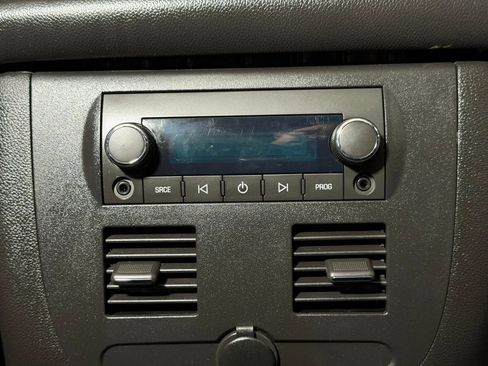 Used 2010 Chevrolet Avalanche LT w/ Luxury Package RWD image 20