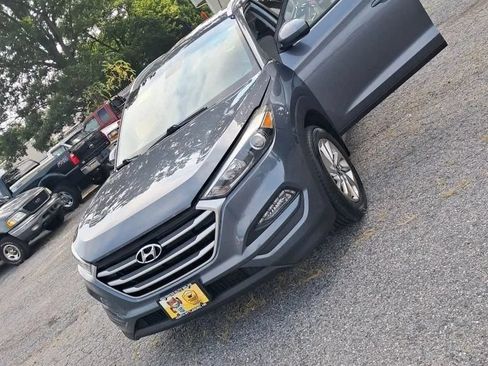 Used 2017 Hyundai Tucson SE w/ SE Popular Package 02 AWD/4WD image 15