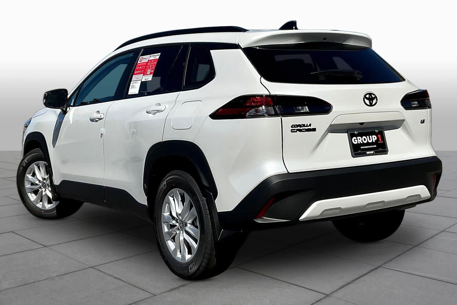 New 2026 Toyota Corolla Cross LE FWD image 12