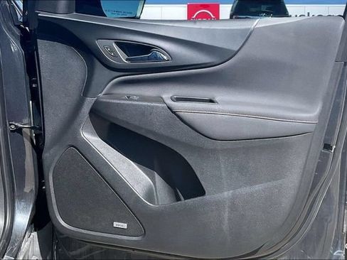 Used 2022 Chevrolet Equinox RS w/ RS Leather Package AWD/4WD image 28