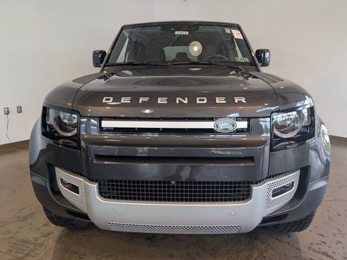 New 2025 Land Rover Defender 110 S image 2