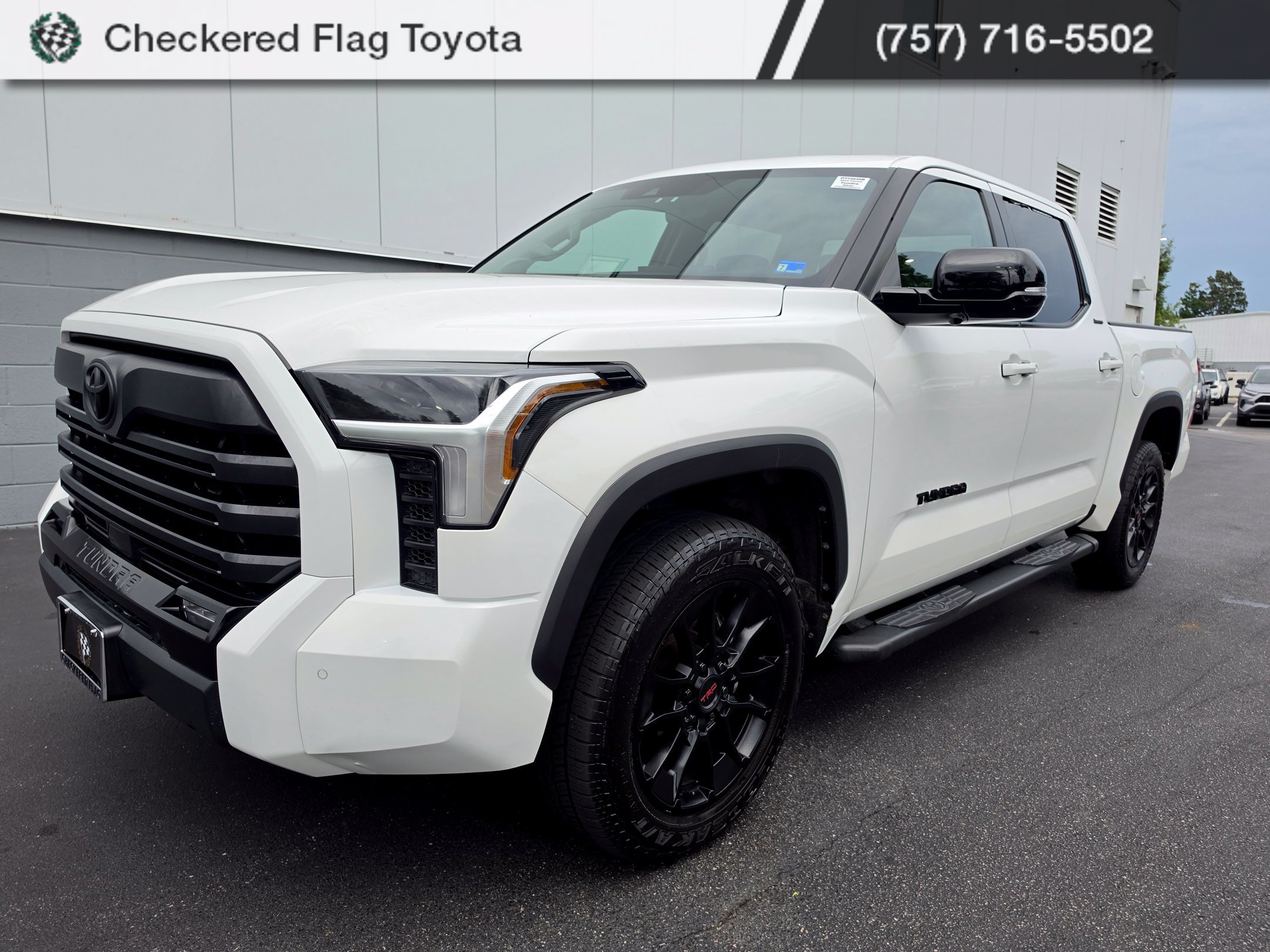 Used 2024 Toyota Tundra Limited AWD/4WD image 1