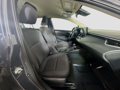 Used 2023 Toyota Corolla LE FWD image 28