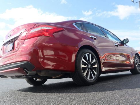 Used 2016 Nissan Altima 2.5 SV FWD image 18