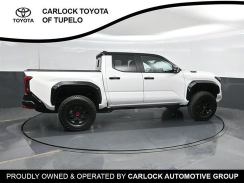 Used 2026 Toyota Tacoma TRD Pro AWD/4WD image 4
