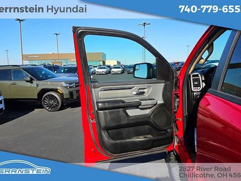 Used 2019 RAM 1500 Big Horn image 14