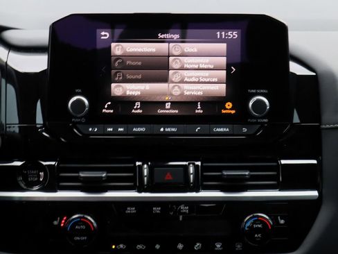 New 2025 Nissan Pathfinder SV w/ Black Appearance Package image 15