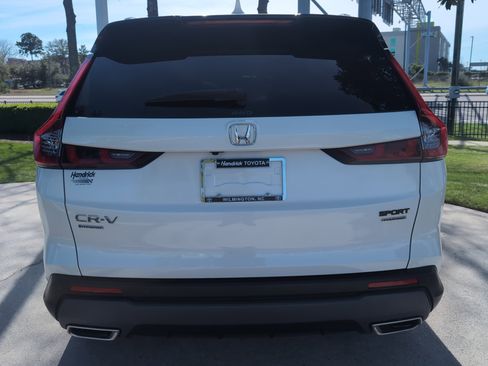 Used 2025 Honda CR-V Sport Touring image 9