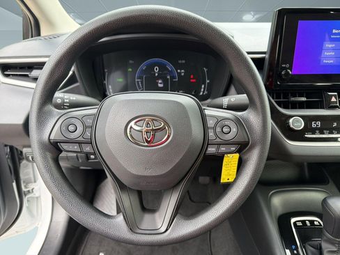 Used 2026 Toyota Corolla LE FWD image 17