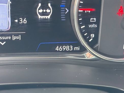 Certified 2022 Chevrolet Traverse Premier w/ Redline Edition AWD/4WD image 19