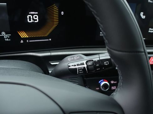 New 2026 Kia Sportage X-Line AWD/4WD image 32