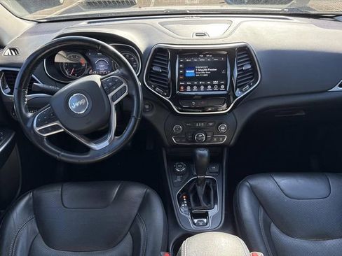 Used 2020 Jeep Cherokee Limited image 15