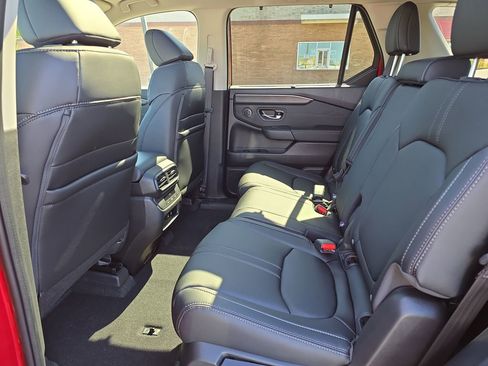 New 2026 Honda Pilot Touring image 24