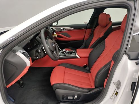 Used 2026 BMW 840i w/ M Sport Professional Package image 10