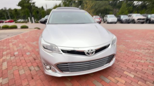 Used 2014 Toyota Avalon XLE Touring FWD image 4