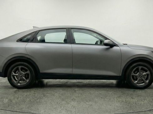 Used 2025 Kia K4 LXS image 11