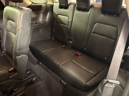 Certified 2025 Nissan Pathfinder Platinum w/ Cargo Package FWD image 45