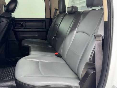 Used 2019 RAM 3500 Tradesman w/ Chrome Appearance Group image 32