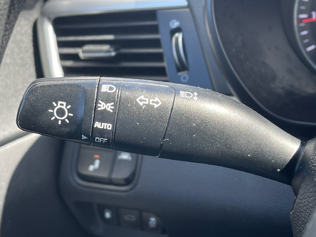 Used 2020 Kia Optima LX FWD image 27