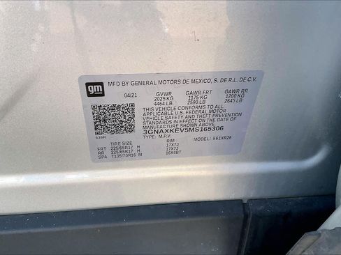 Used 2021 Chevrolet Equinox LT FWD image 33