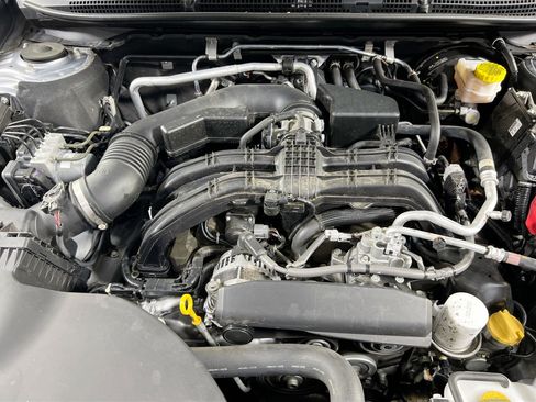 Used 2022 Subaru Outback Limited image 31