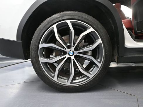 Used 2024 BMW X3 xDrive30i AWD/4WD image 16