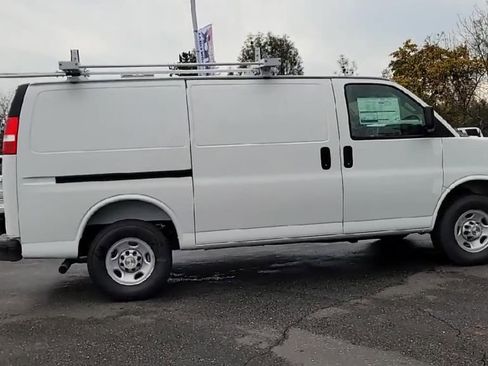 New 2025 Chevrolet Express 2500 w/ Driver Convenience Package image 9