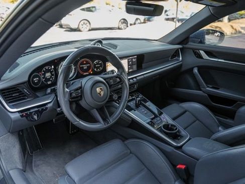 Used 2020 Porsche 911 Carrera 4S AWD/4WD image 27