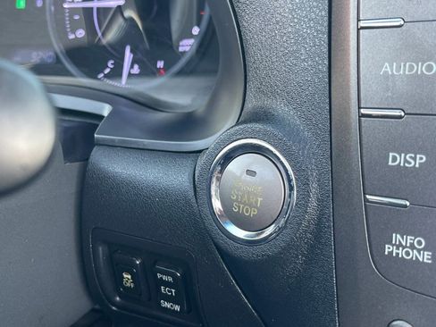 Used 2011 Lexus IS 250C RWD image 21