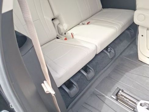 Used 2023 Buick Enclave Premium w/ Experience Buick Package image 26