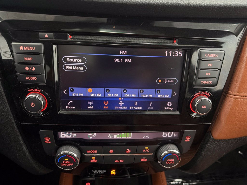 Used 2019 Nissan Rogue SL w/ Premium Package AWD/4WD image 17