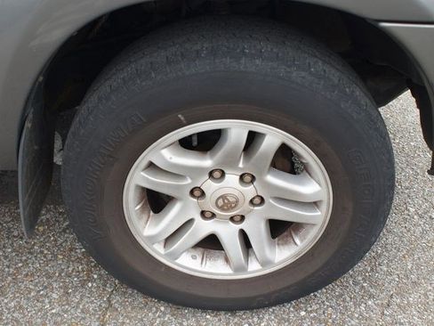 Used 2005 Toyota Tundra SR5 image 4