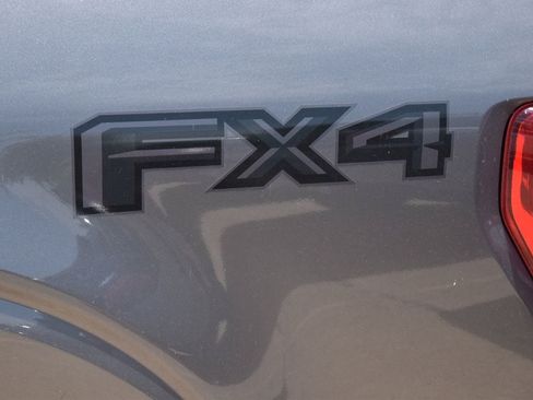 Used 2021 Ford F150 Lariat w/ FX4 Off-Road Package AWD/4WD image 12