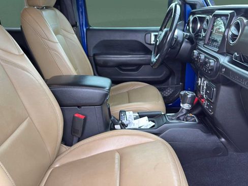 Used 2019 Jeep Wrangler Unlimited Rubicon AWD/4WD image 29